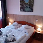 Apartment Margareta Es Ueduelohaz *