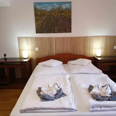 Apartment Margareta Es Ueduelohaz